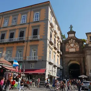 Piazza Dante 22 Napoli