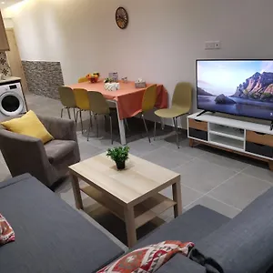https://perseus-spacious-3-bedroom-apartment.hotelsatayianapa.com