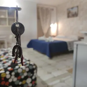 Apartament Pistorius, Neapol