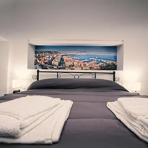 Apartment Almat Domus, Naples