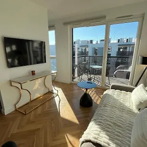 https://studio-podskarbinska.warsawhotelspoland.com